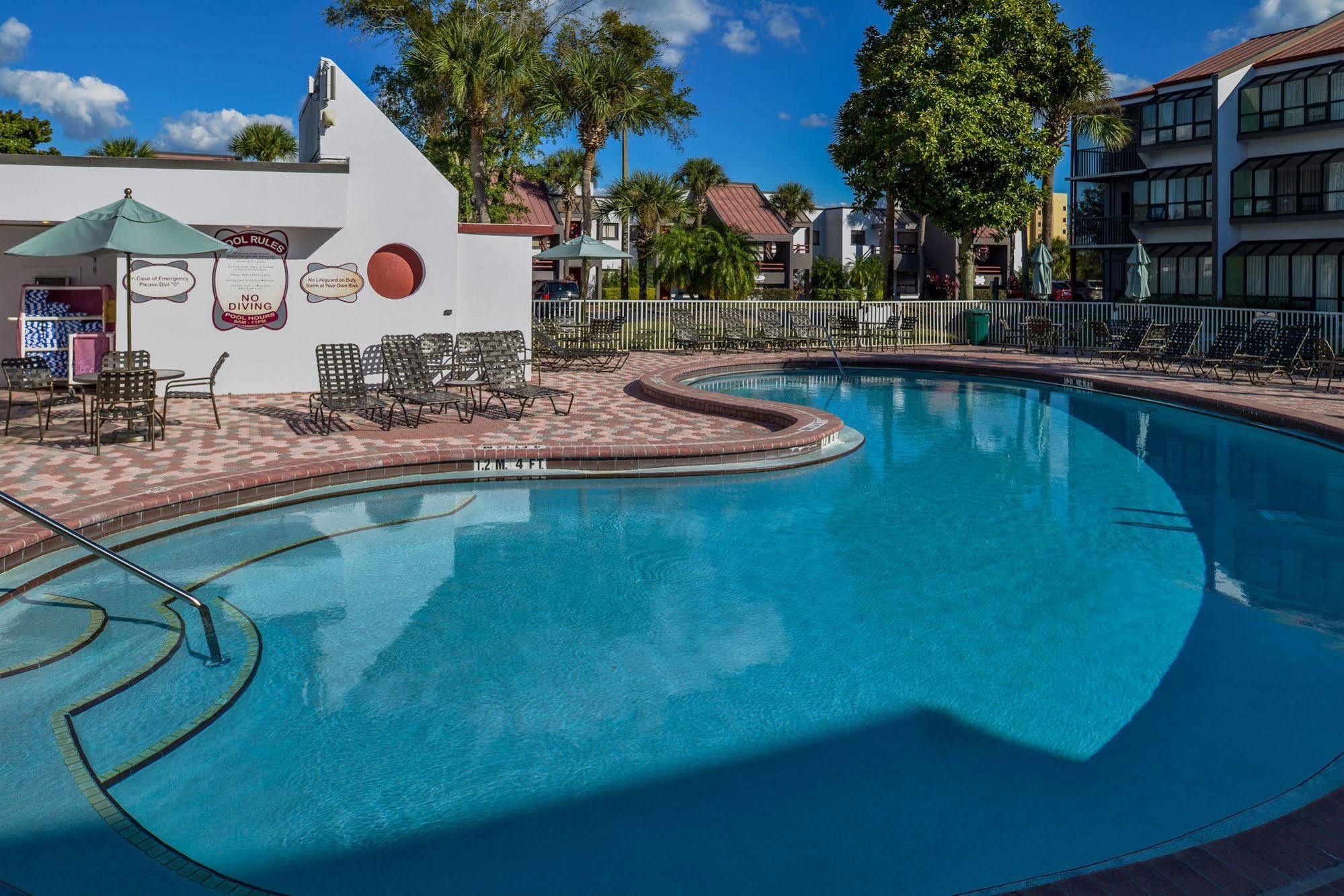 Orbit One Vacation Villas Селебрейшн Экстерьер фото